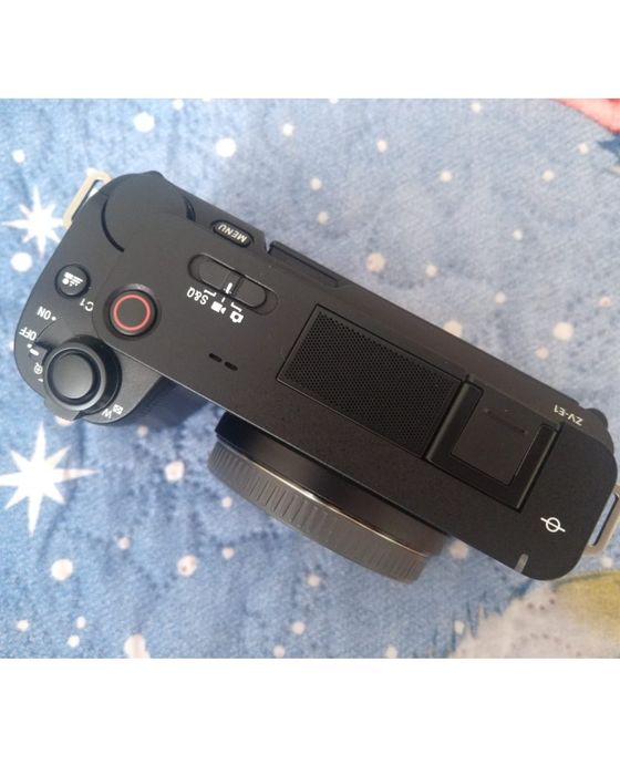 Sony ZV-E1 (Full Frame)