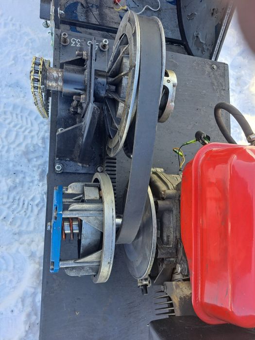 Продам мотобуксировщик 15лс и два корыта