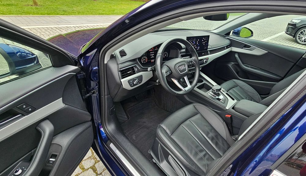 Audi A4 FACELIFT 2021 / 2.0 TDI MHEV / Virtual Cockpit / Faruri + Stopuri Matrix LED / Navigatie HIGH / TVA DEDUCTIBIL