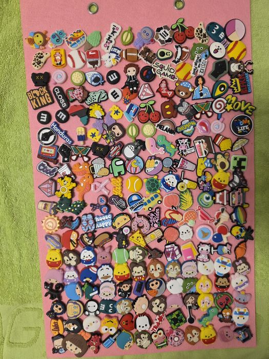 Accesorii crocs  hello kitty / fluturi /flori/ 10 bucați