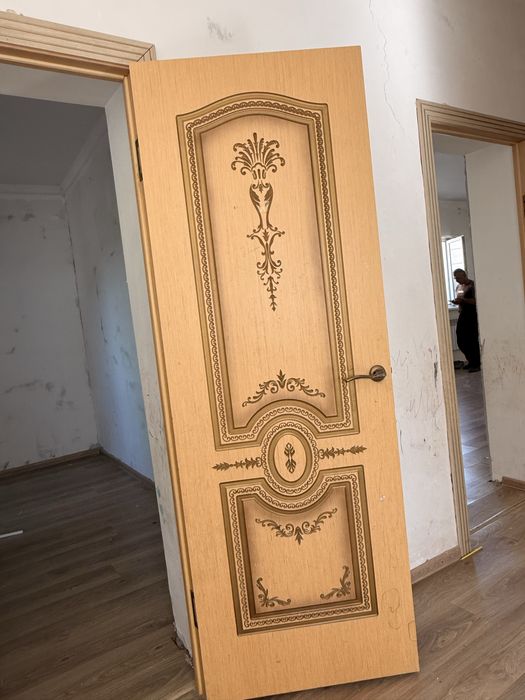 Есіктер сатылады б/у
