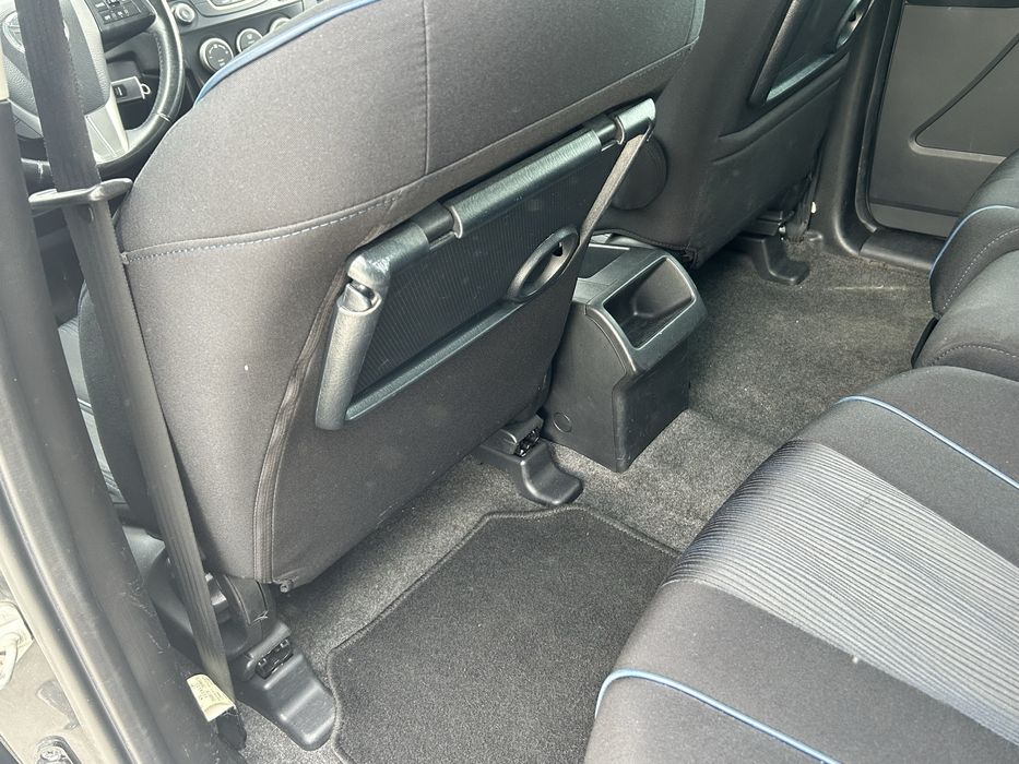 Mazda 5 ,7 locuri,2011 motor 1.6 diesel