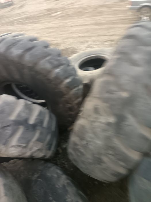 Шины  на погрузчик