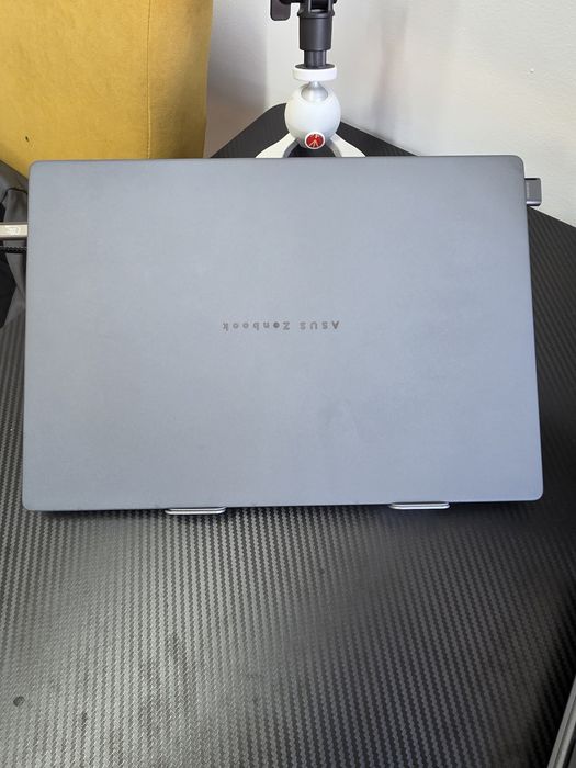 Asus Zenbook A14