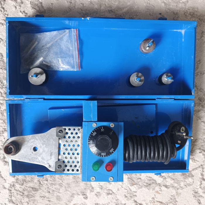 Продам Пластиковый Паяльный  Утюг Solaris