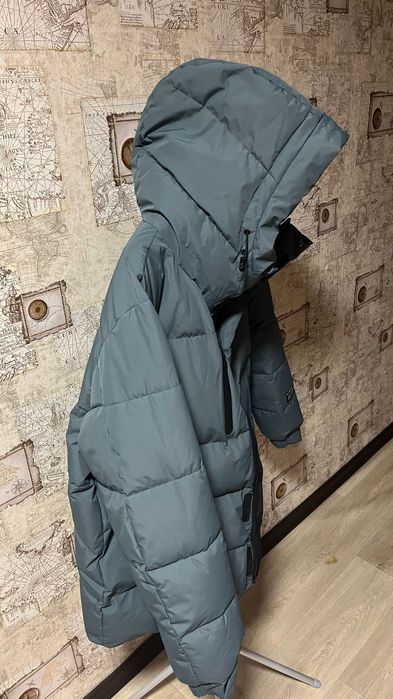 Продам зимнюю куртку