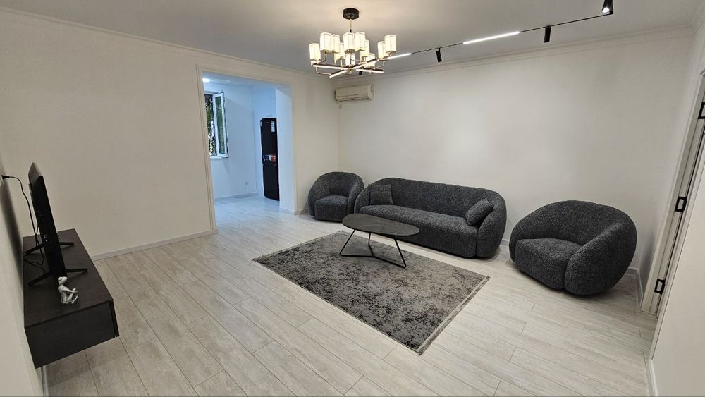 3 комн. Центр, М.ОЙБЕК, ЦУМ.  СВОЯ!