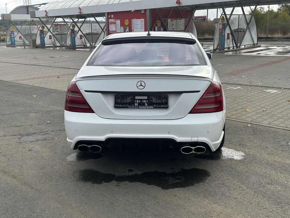 Mercedes Sklase  Loong 550