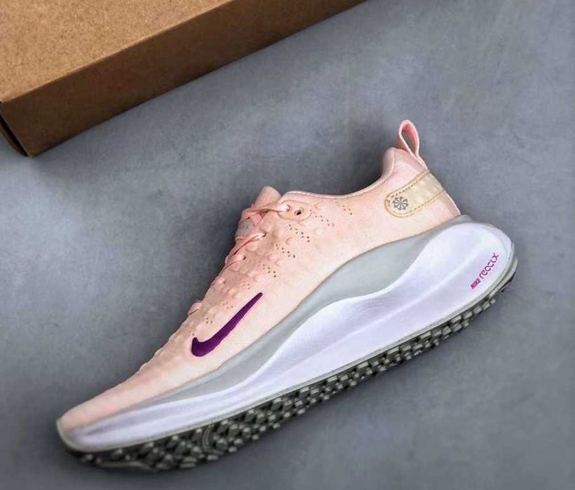 Нови дамски маратонки за бягане Nike React x Infinity Run 4