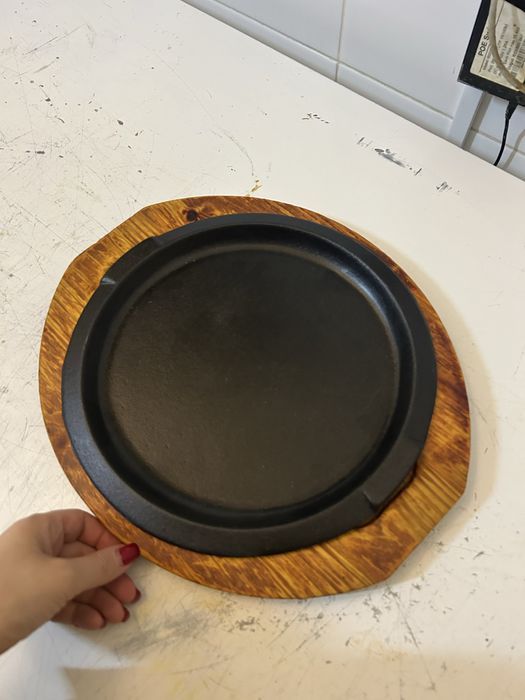 Чугунные тарелки