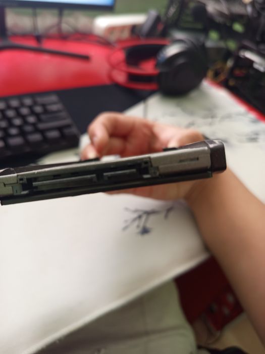SSD Kingston на 120гб,Б/У.Не греется.