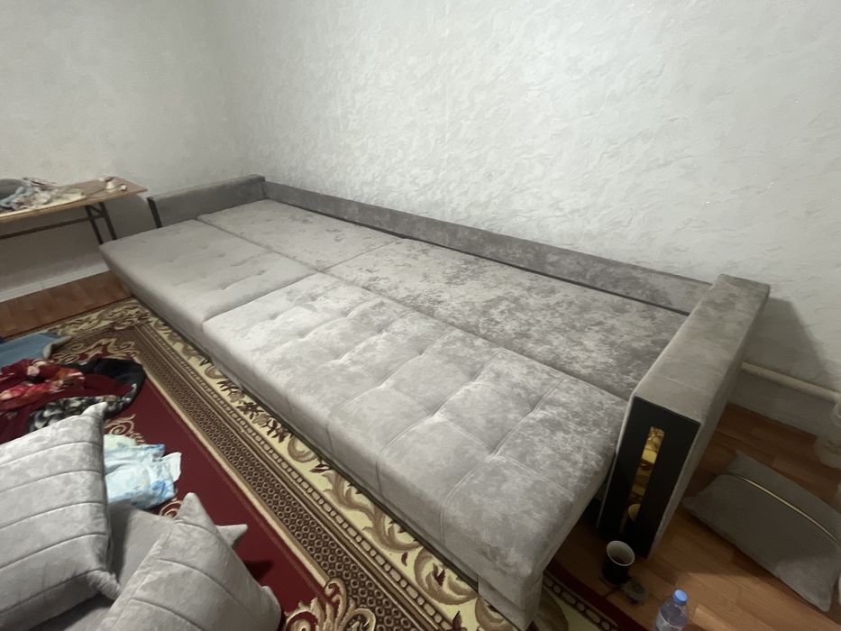 Диван для гостинной