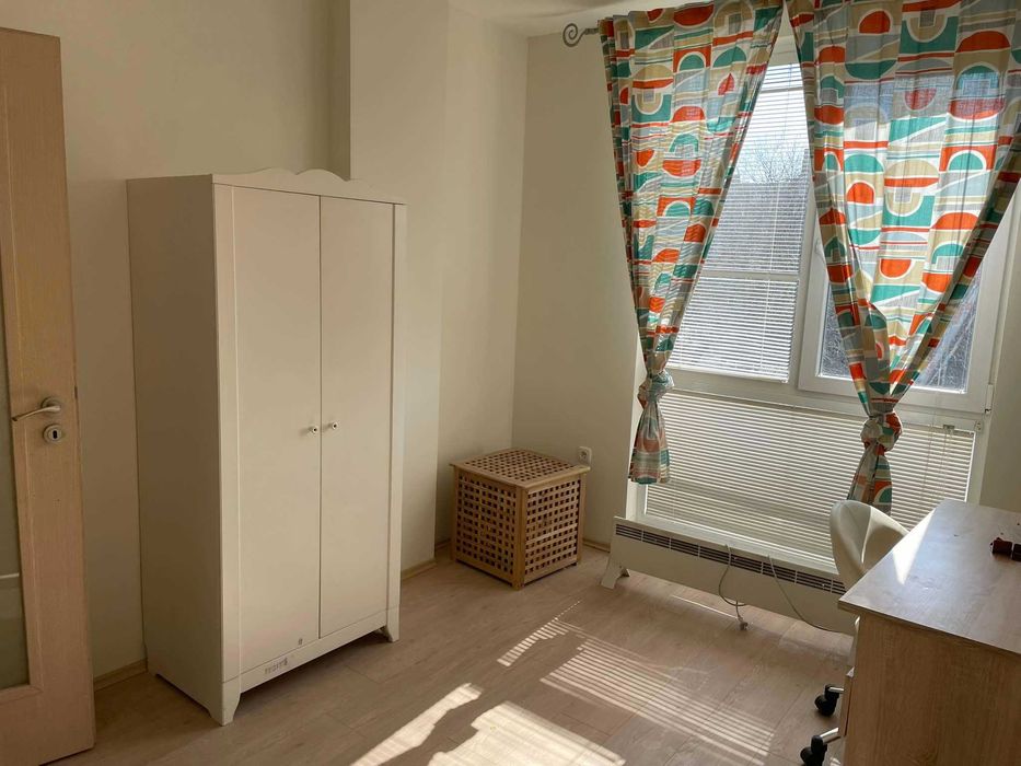 Дава се под наем Тристаен апартамент в София, Обеля 1 - 80 кв.м за 663 € - Снимка #10