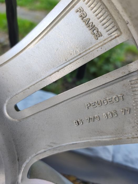 Roți originale Peugeot R16 Noi