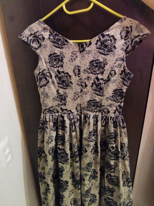 Продам вечернее платье в идеальном состоянии.