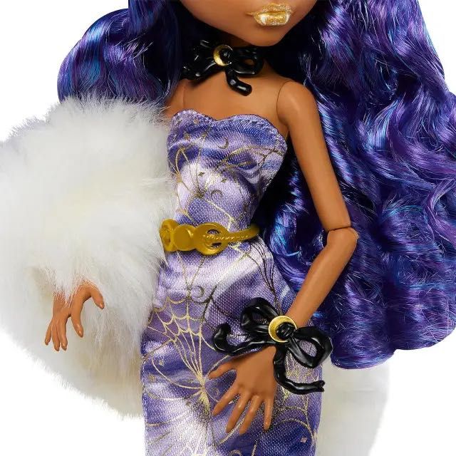 Winter Howliday Clawdeen Wolf Doll