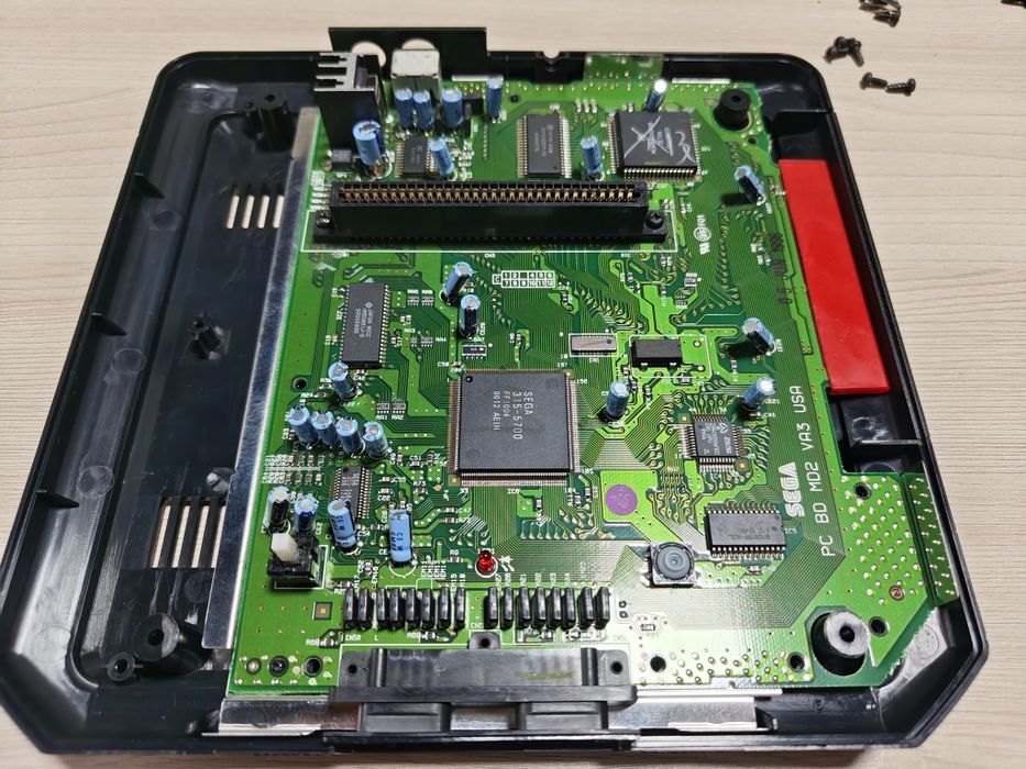 Sega Genesis model 2