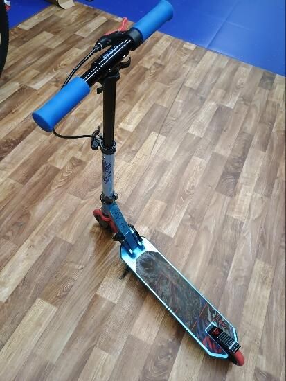Trotinetă cu Suspensie şi Frână pe Ghidon Mid - (SecondHand) Decathlon