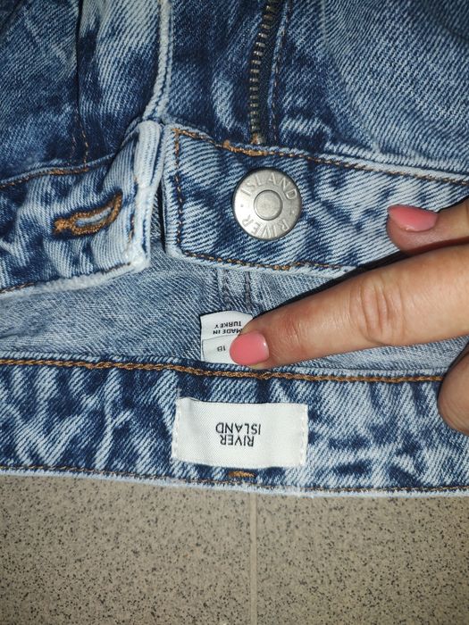 Vând Mom Jeans Noi