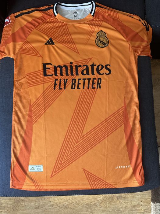 Tricou de fotbal Real Madrid marimea M