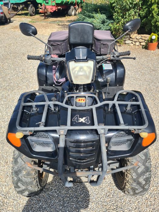 Vând atv 4x4 de 400 cmc