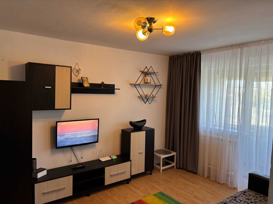 Garsoniera de inchiriat Craiova Rovine-spatele Facultății de Mecanică