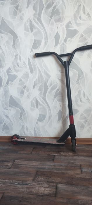 Продам трюковой самокат