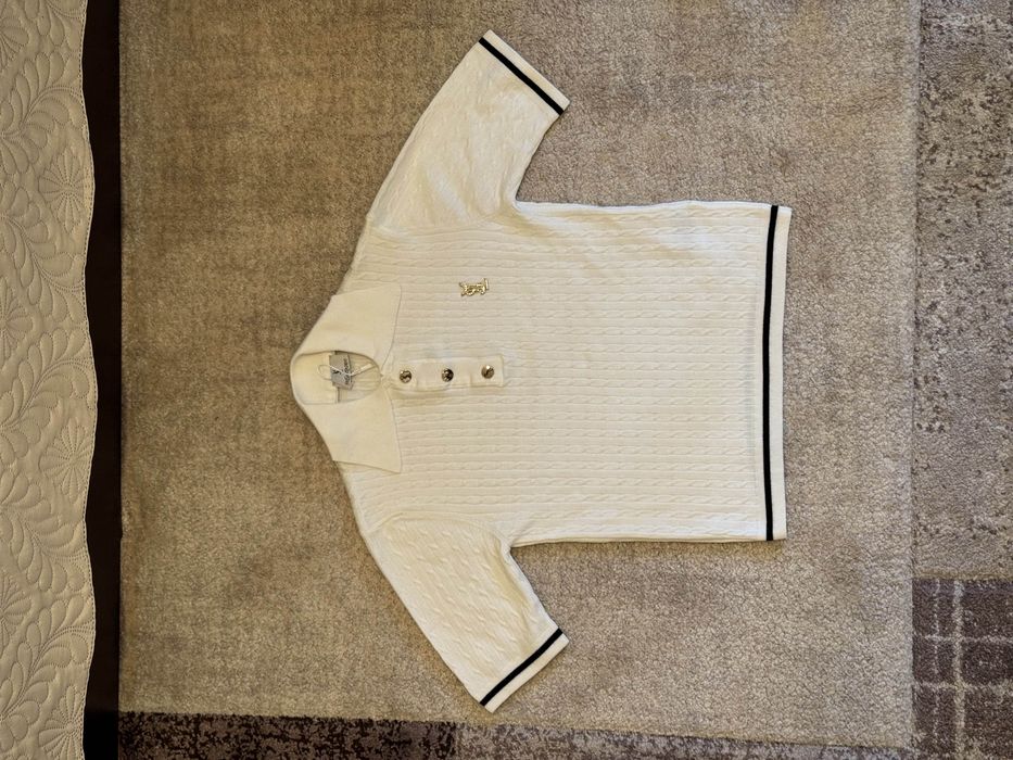 Дамски тениски и блузи