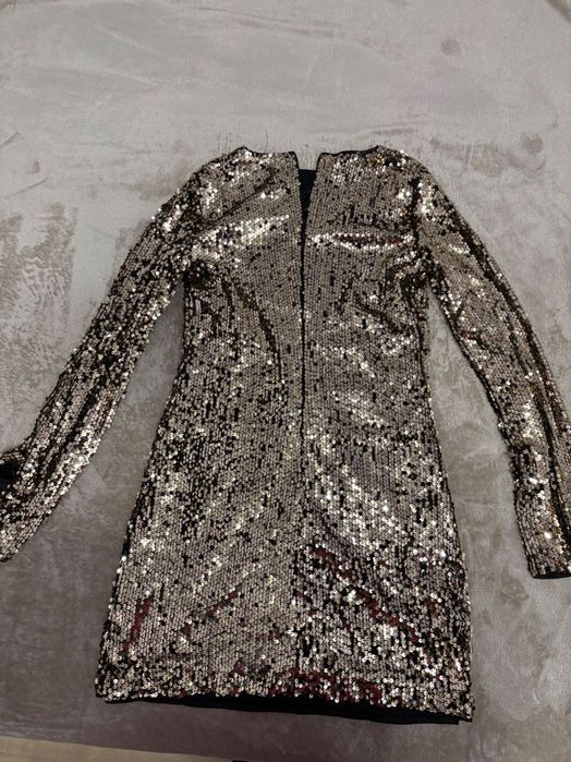 Официална рокля размер S