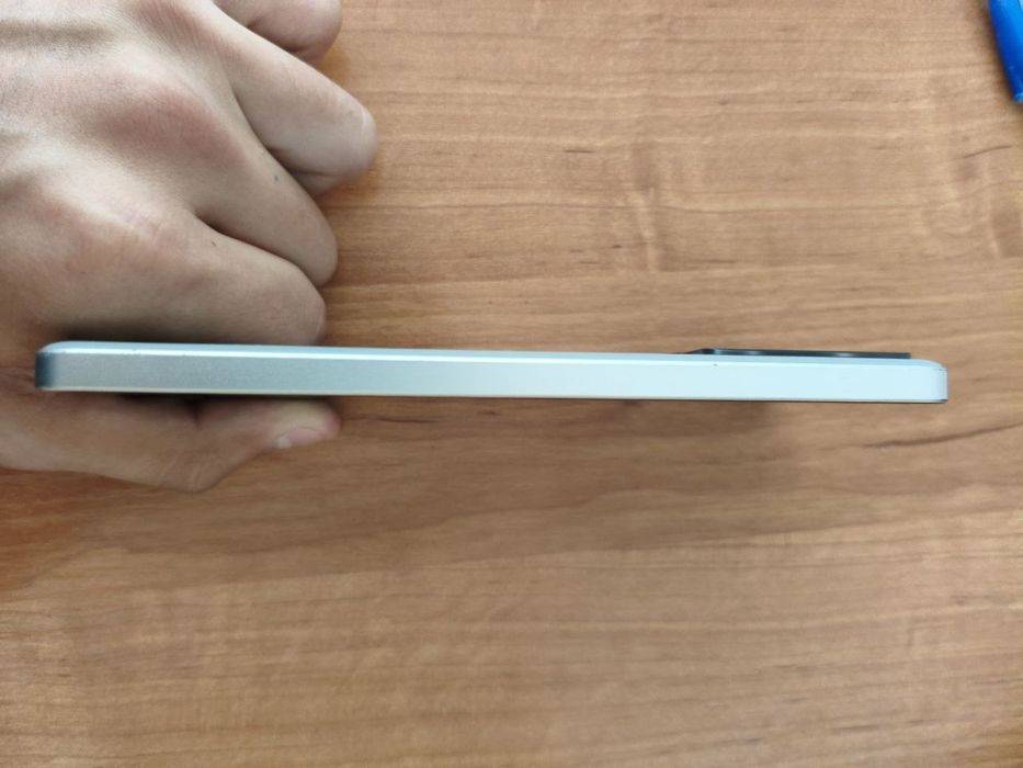 POCO X6 Pro 5G 12/512 ГБ(обмен на айфон)