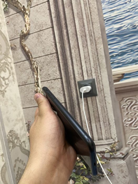 Iphone xr 86%radnoy yomkst ochilmagan usta kormagan