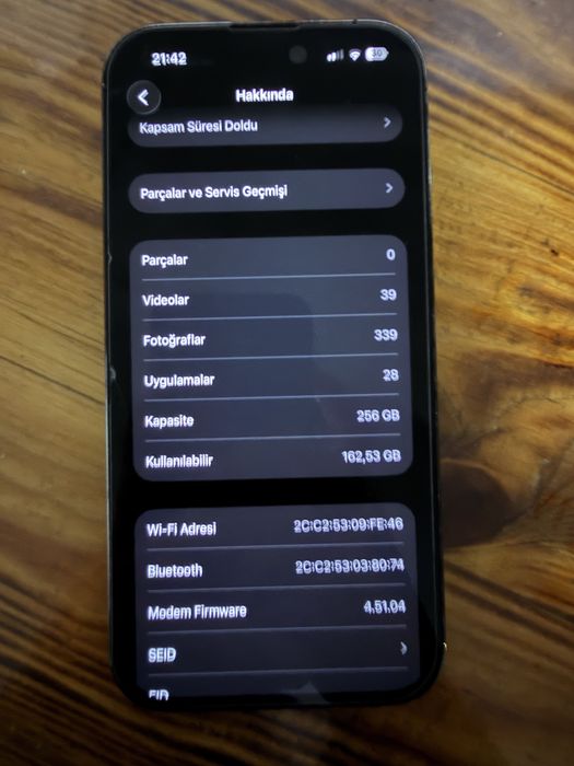 продавам iphone 14 pro с гаранция %98 батерия