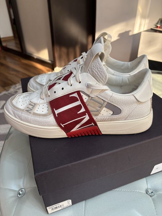 Adidasi Valentino Garavani nr42 autentici