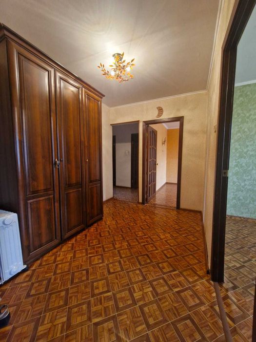 3-ком кв в 4-микр на 4этаже