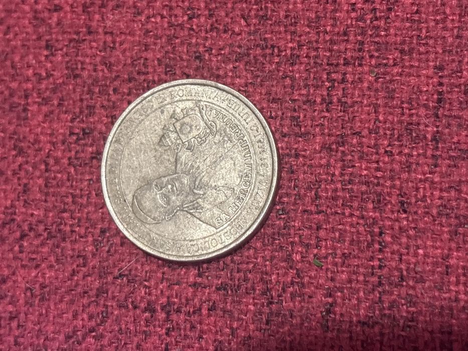 Vand moneda papa francisc 100 lei