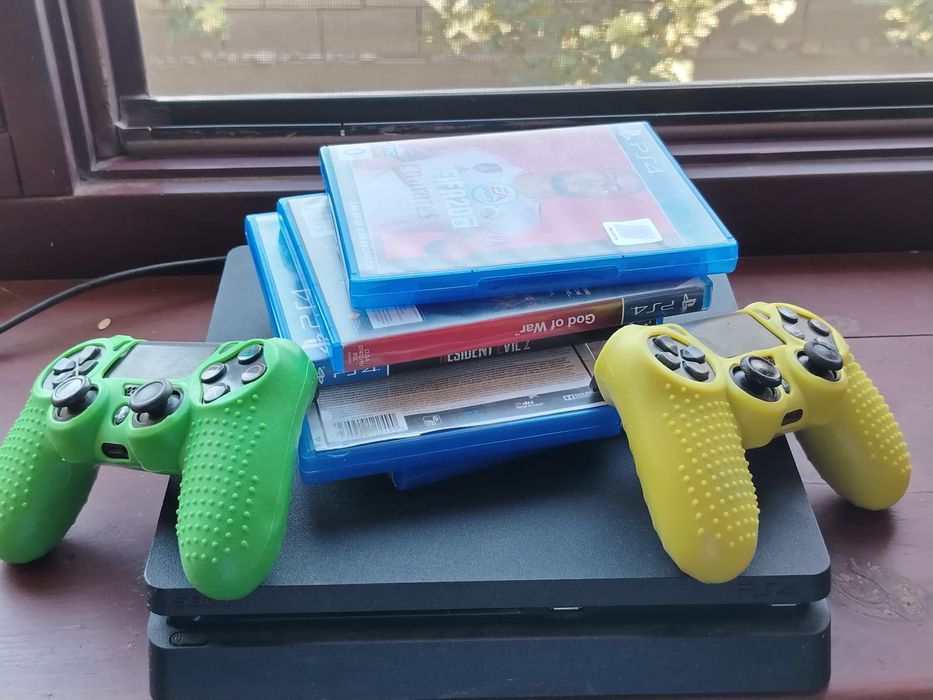 Ps4 продам хороший