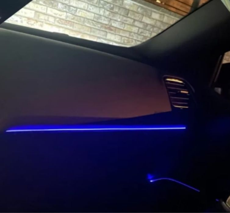 Lumini ambientale auto.