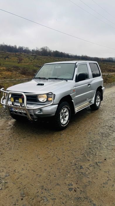 Mitsubishi Pajero 2003