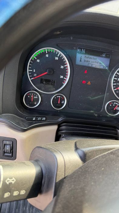 Тегач MAN TGX 500
2017 йил
Холати ало
Балонлари 70-90%
Юргани 970300