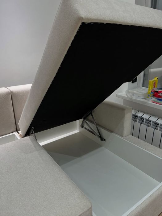 Дизайнерский Диван уголок