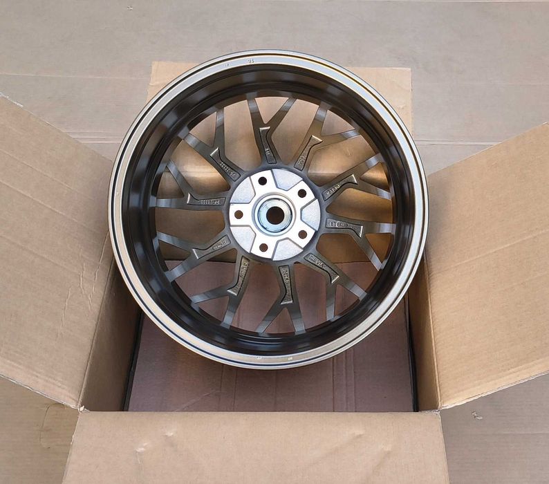 Jante 18 BMW  X2 X3 X4 X5 Z8 sau  BMW seria 1, 2, 3, 4, 5, 6, 7 cu 120