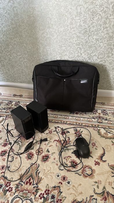 Ноутбук ASUS, модель X542UR, диагональ 15,6’’ + мышь, сумка, колонки