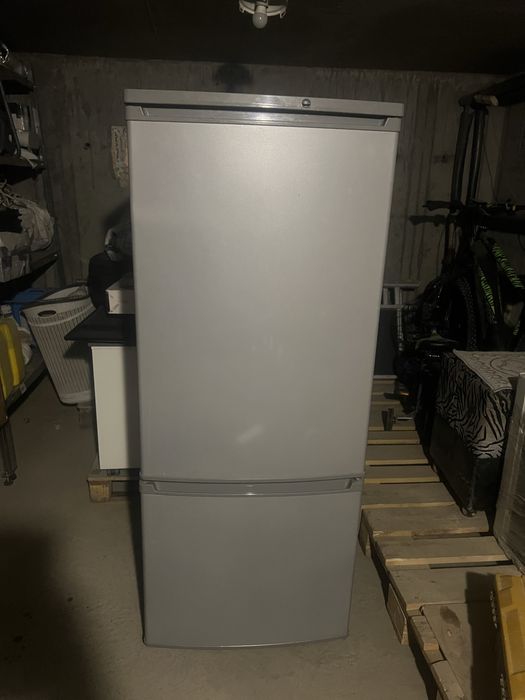 Продам холодильник Biryusa (Бирюса)