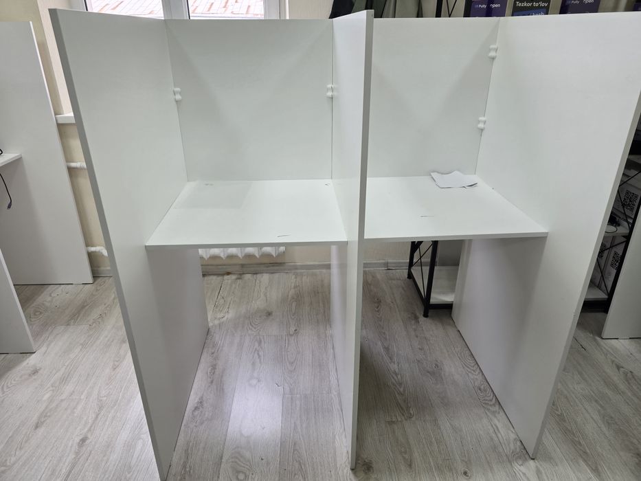 Продаются столы колл-цетра (20 шт.)