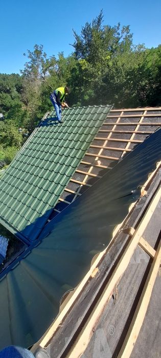 Montaj acoperisuri si dulgherie