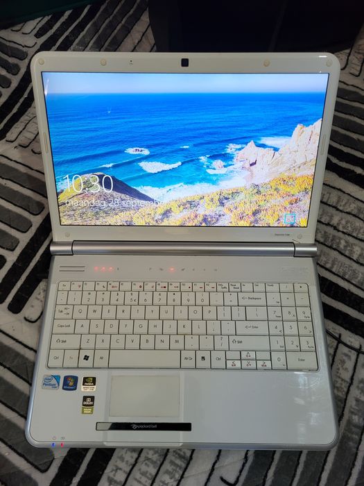 Лаптоп Packed bell