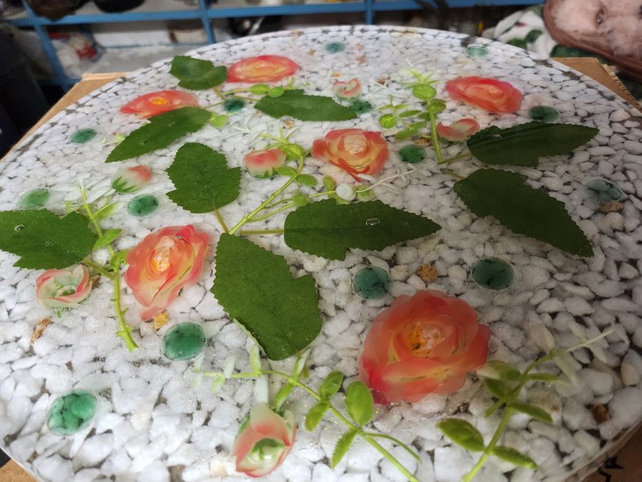 Masă din rășină handmade
