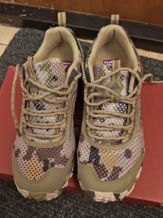 Кроссовки мультиколор