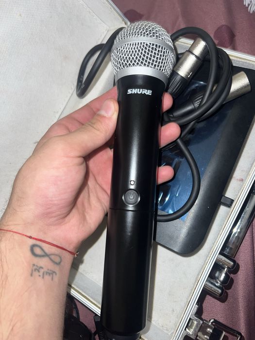 Microfn shure PG58