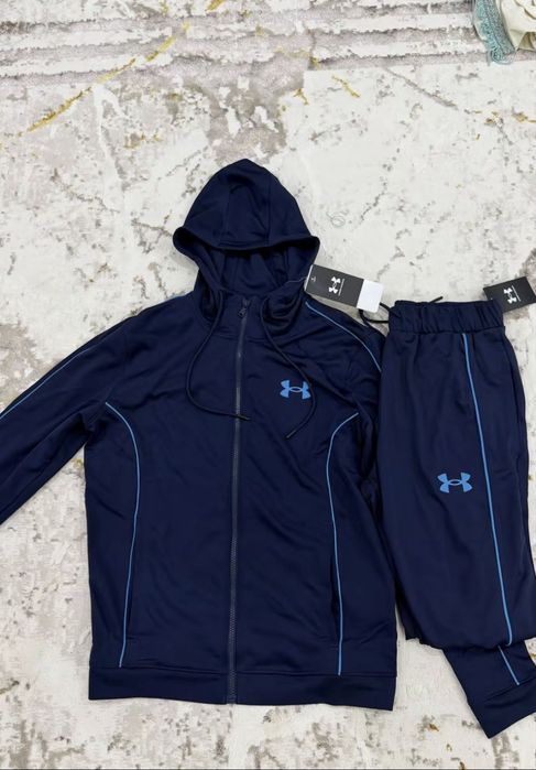 Under armour двойка с этикеткой новый 46-M размер